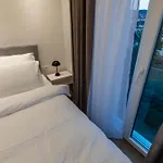 Apartament Maira *