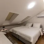 Apartament Maira