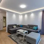 Maira Apartament *