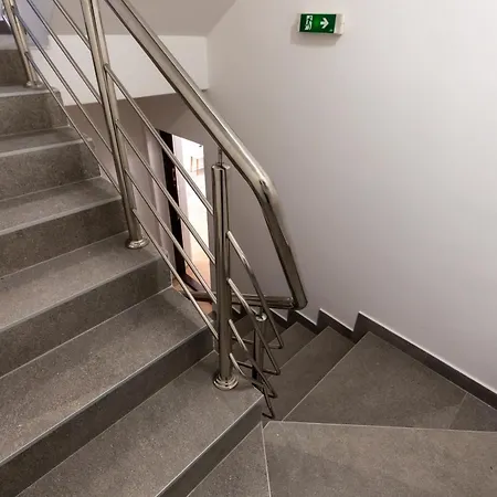 Maira Apartment