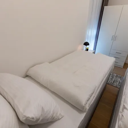 Apartment Maira *