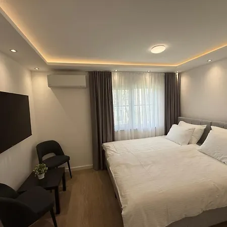 Maira Lejlighedshotel